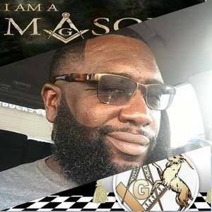 Meet your Posher, Hines